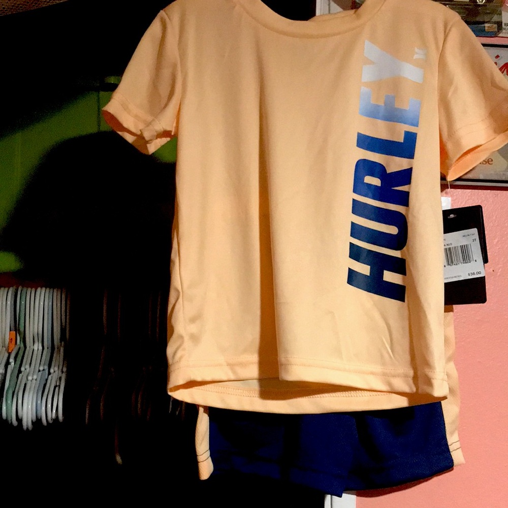 NWT 3T Hurley set